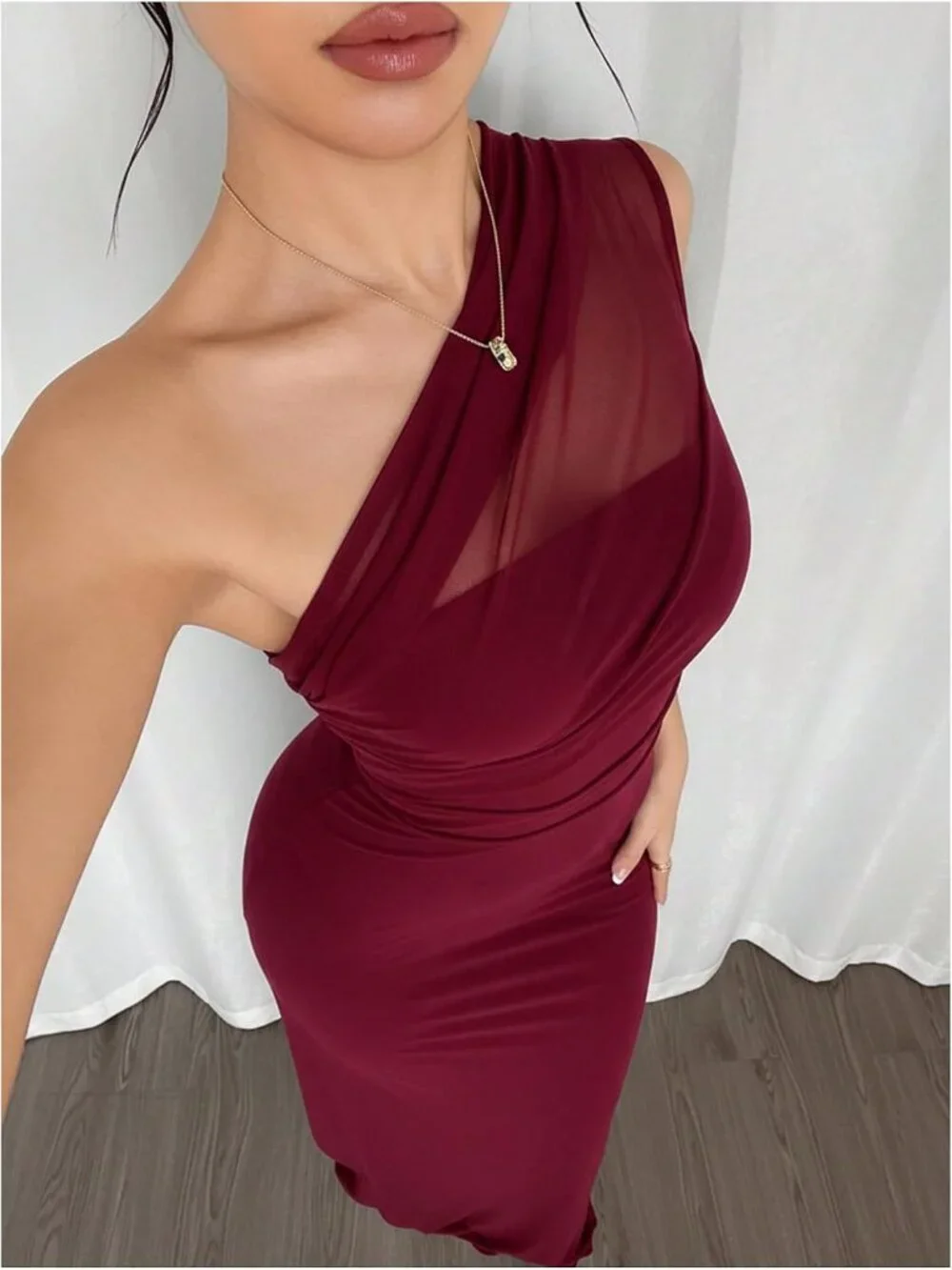 Women's Burgundy Off The Shoulder Mid Waist Mermaid Cocktail Maxi Dress